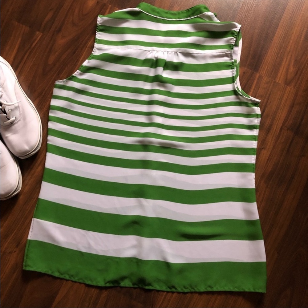 Banana Republic Sleeveless Top - Picture 4 of 6